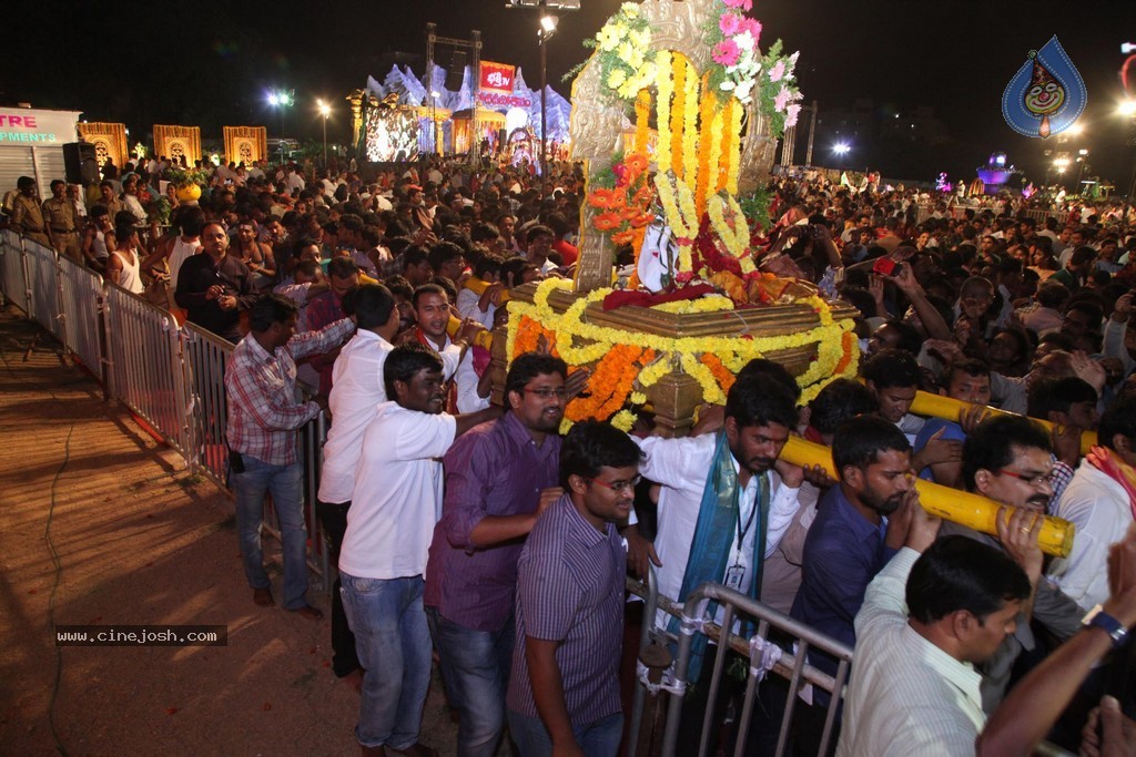 Bhakthi TV Koti Deepothsavam Day 15 - 115 / 148 photos