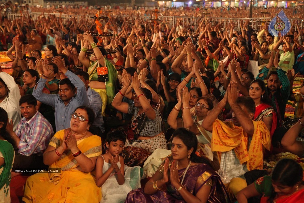 Bhakthi TV Koti Deepothsavam Day 15 - 116 / 148 photos