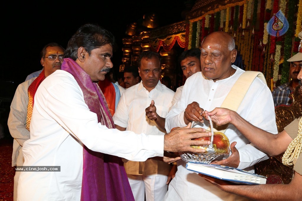 Bhakthi TV Koti Deepothsavam Day 15 - 121 / 148 photos