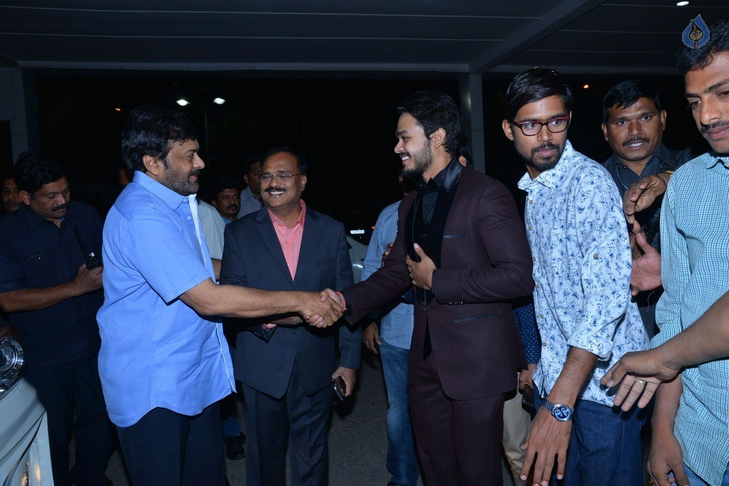 Bhuvan Sagar and Sindhusha Wedding Reception Photos - 61 / 124 photos