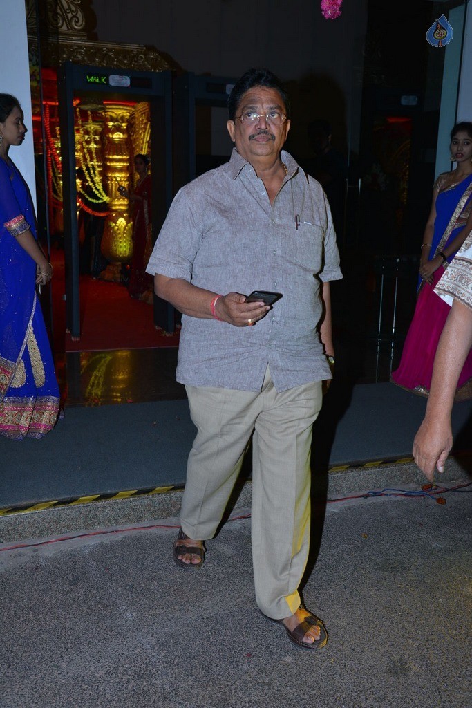 Bhuvan Sagar and Sindhusha Wedding Reception Photos - 89 / 124 photos