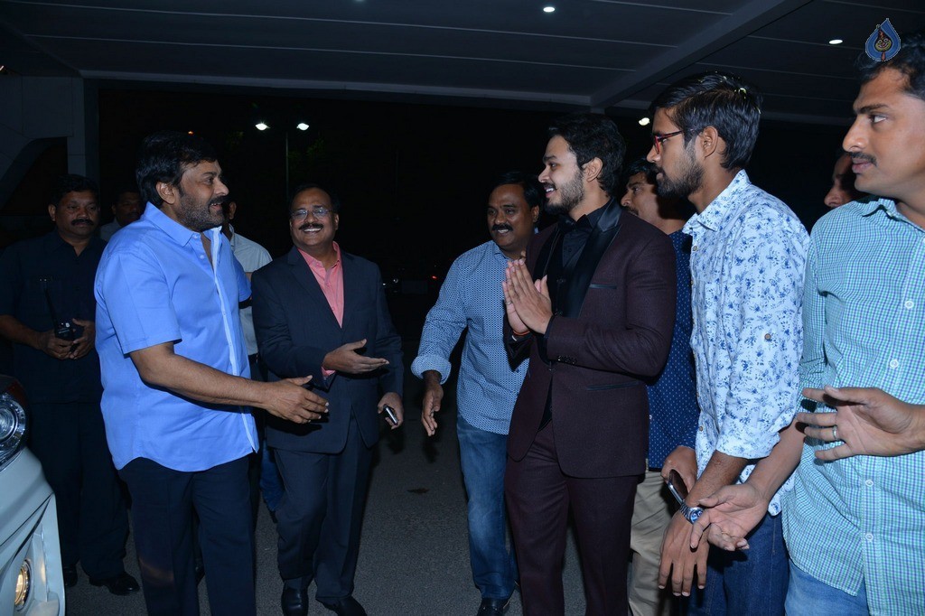 Bhuvan Sagar and Sindhusha Wedding Reception Photos - 98 / 124 photos