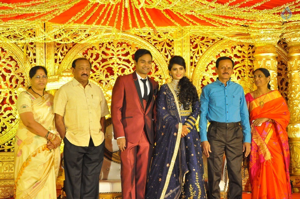 Bhuvan Sagar and Sindhusha Wedding Reception Photos - 112 / 124 photos