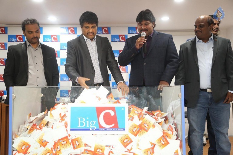 Big C 4th Week Lucky Draw - 7 / 21 photos