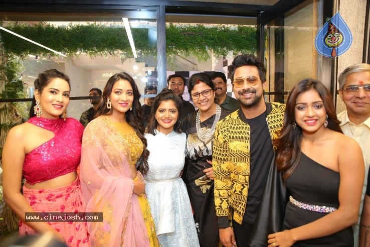 Bigg Boss Celebs at Salon Hair Crush Launch - 20 / 50 photos