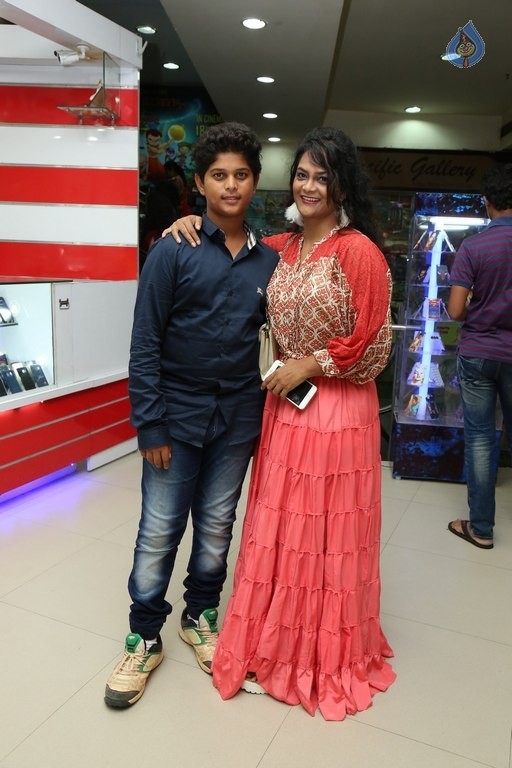 Bisket 128th Screening Sultan Movie Photos - 75 / 100 photos