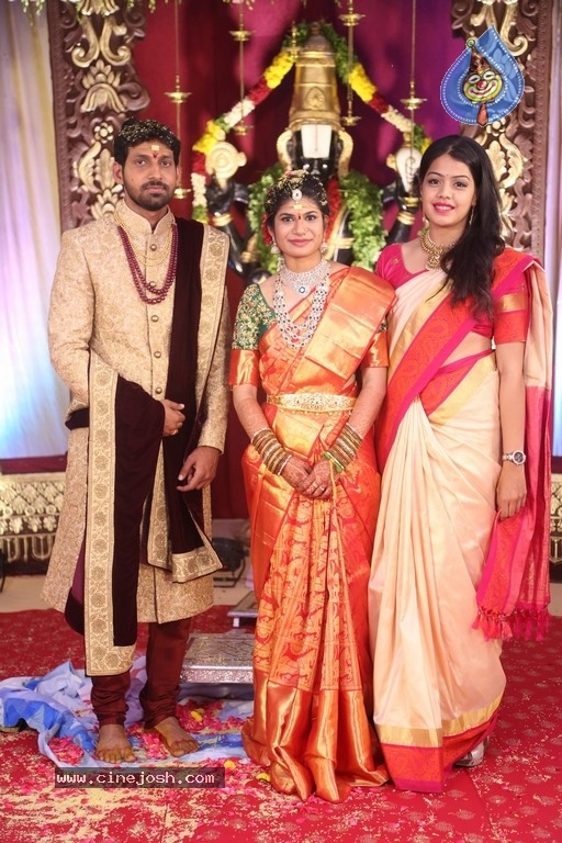 Boyapati Srinu Brother Daughter Tejaswini Weds Midhun Photos - 47 / 51 photos