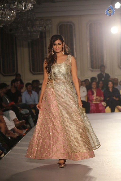 Brand Avatar presents Fashion Premier Week Event - 31 / 36 photos