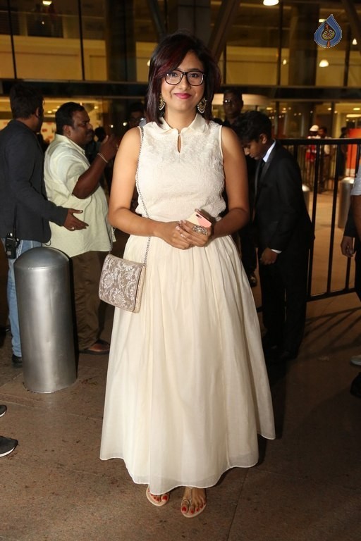 Britannia Filmfare Awards 2016 Photos 1 - 9 / 42 photos