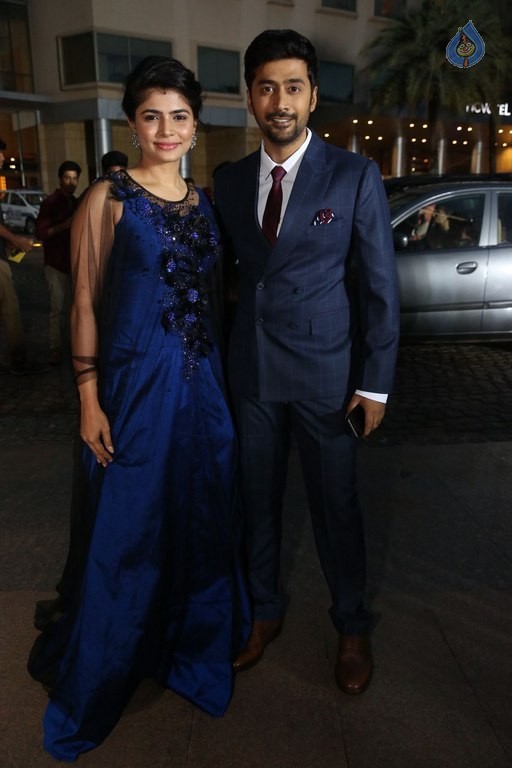 Britannia Filmfare Awards 2016 Photos 1 - 19 / 42 photos