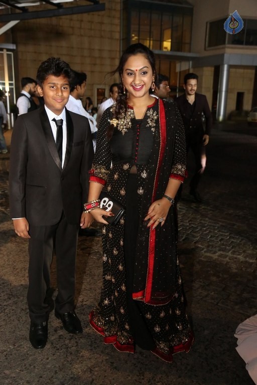 Britannia Filmfare Awards 2016 Photos 1 - 35 / 42 photos