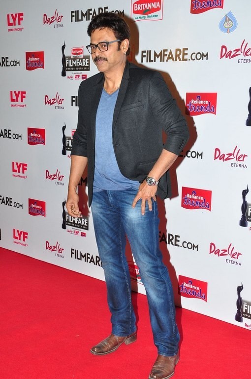 Britannia Filmfare Awards 2016 Photos 3 - 37 / 59 photos