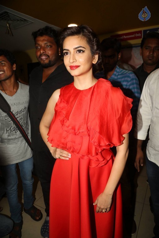 Bruce Lee Premiere Show  - 15 / 41 photos