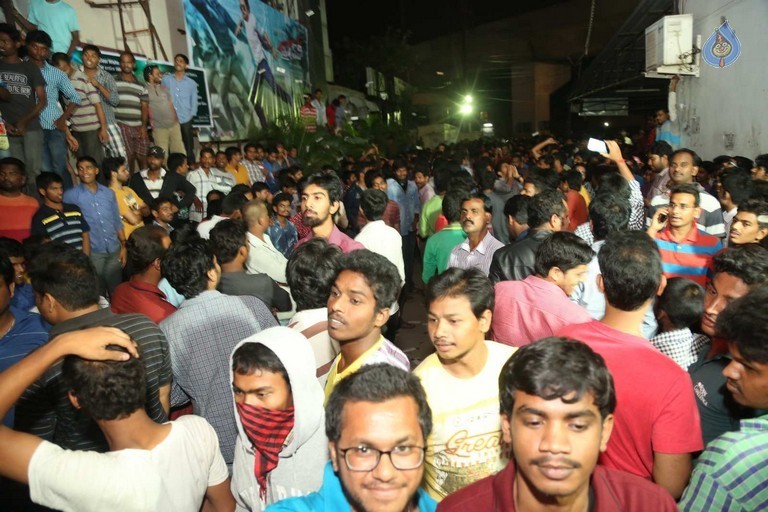 Bruce Lee Premiere  Show at Sreeramulu Theatre - 3 / 76 photos