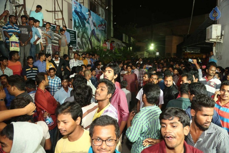 Bruce Lee Premiere  Show at Sreeramulu Theatre - 47 / 76 photos