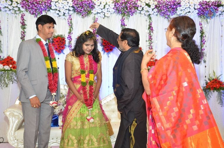 Cameraman Navakanth Son Sumanth Wedding Reception - 13 / 134 photos