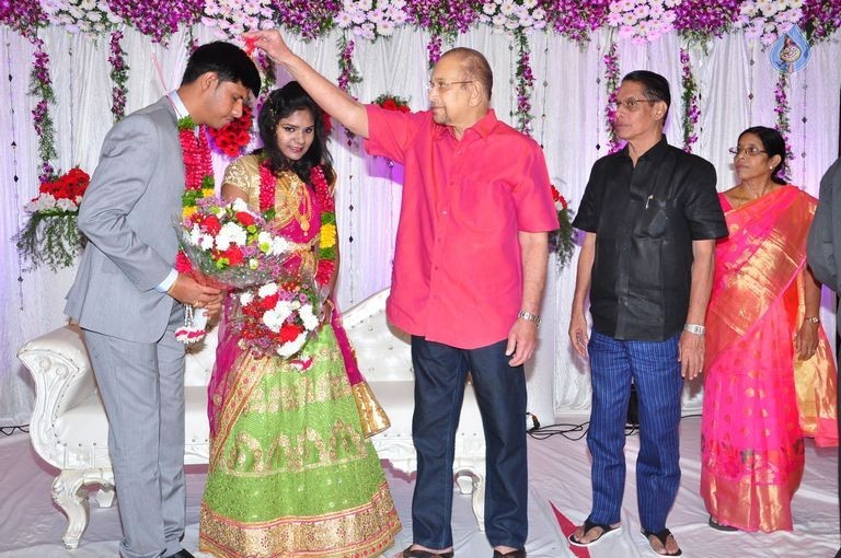 Cameraman Navakanth Son Sumanth Wedding Reception - 16 / 134 photos