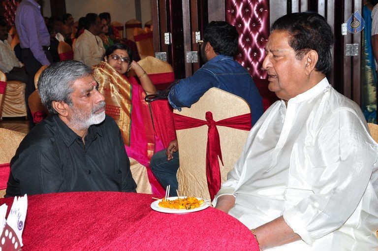 Cameraman Navakanth Son Sumanth Wedding Reception - 72 / 134 photos