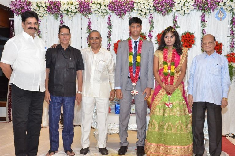 Cameraman Navakanth Son Sumanth Wedding Reception - 96 / 134 photos