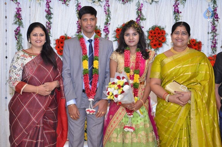 Cameraman Navakanth Son Sumanth Wedding Reception - 97 / 134 photos