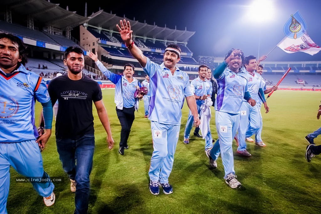 CCL4 Bhojpuri Dabanggs Vs Chennai Rhinos Match Photos - 48 / 168 photos
