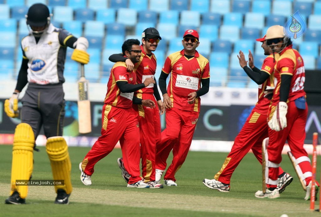 CCL4 Mumbai Heroes Vs Telugu Warriors Match Photos - 115 / 178 photos