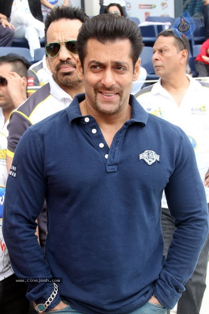 CCL4 Mumbai Heroes Vs Telugu Warriors Match Photos - 119 / 178 photos