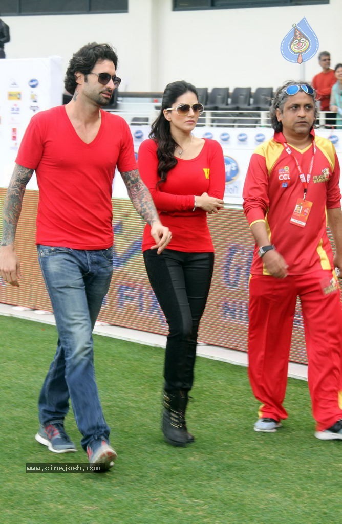 CCL4 Mumbai Heroes Vs Telugu Warriors Match Photos - 120 / 178 photos