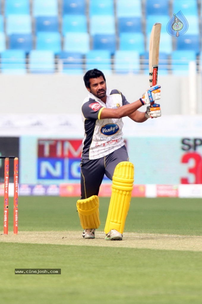 CCL4 Mumbai Heroes Vs Telugu Warriors Match Photos - 141 / 178 photos