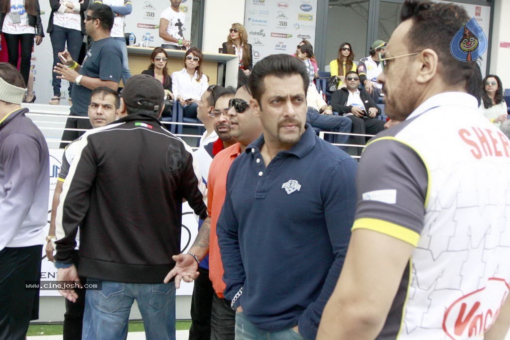 CCL4 Mumbai Heroes Vs Telugu Warriors Match Photos - 166 / 178 photos