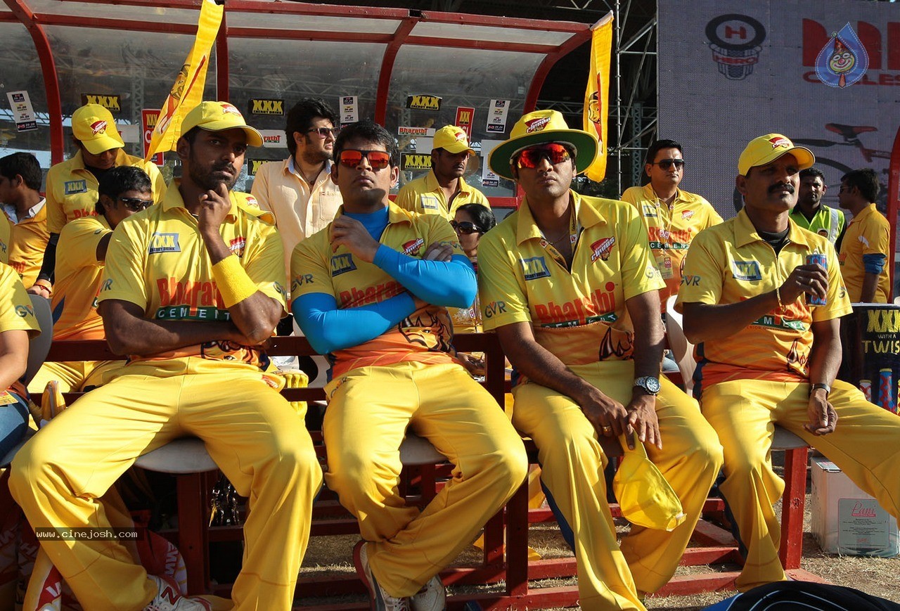 CCL5 Chennai Rhinos Vs Kerala Strikers Match Photos - 10 / 90 photos