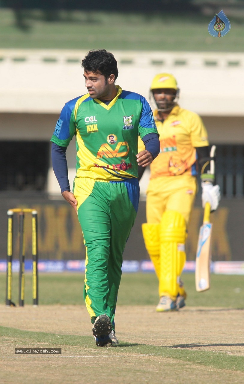 CCL5 Chennai Rhinos Vs Kerala Strikers Match Photos - 62 / 90 photos