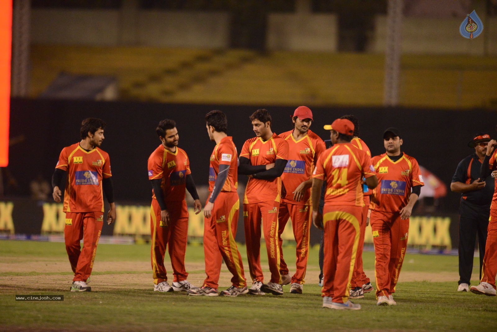 CCL5 Telugu warriors vs Bengal Tigers 01 - 44 / 214 photos