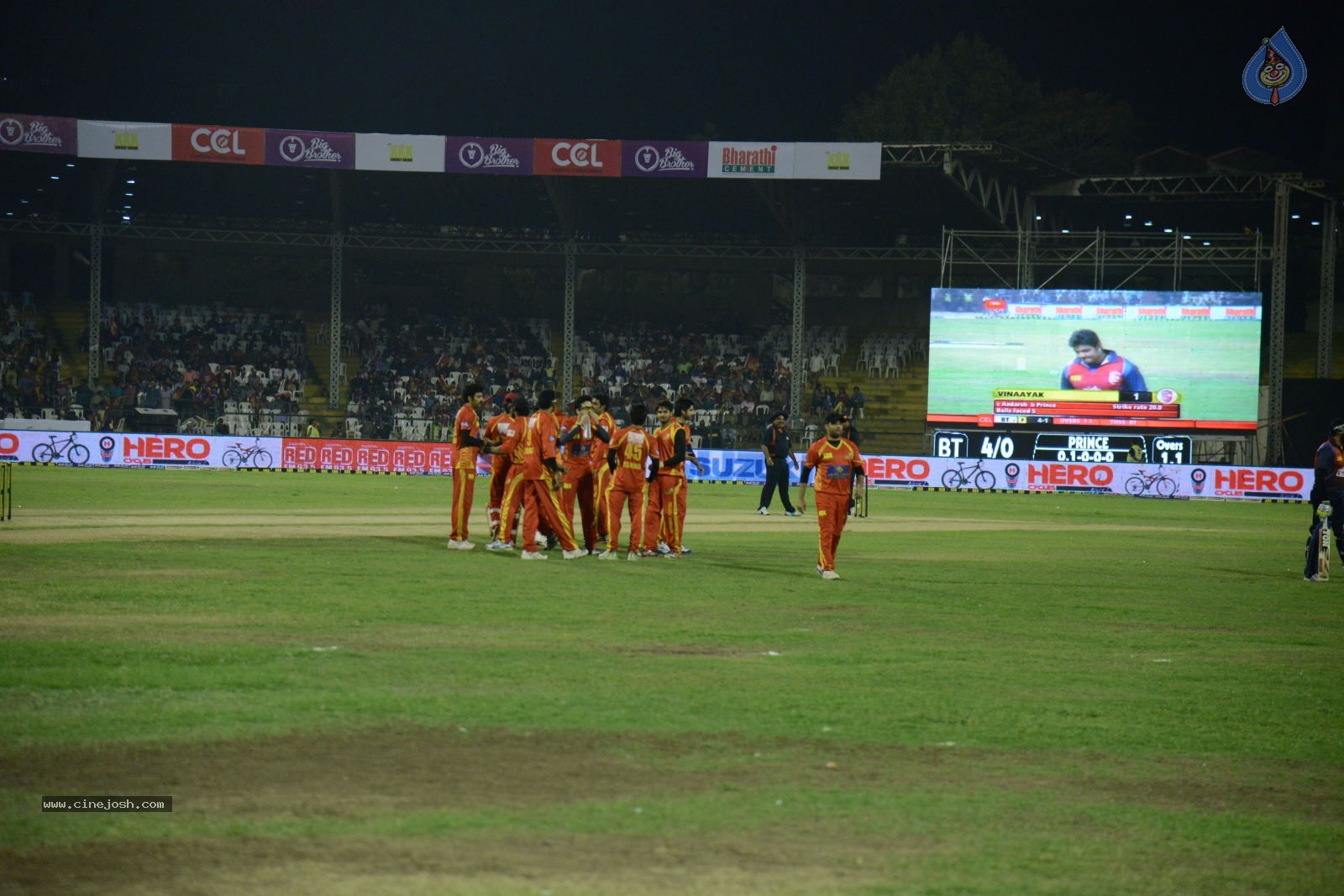 CCL5 Telugu warriors vs Bengal Tigers 01 - 66 / 214 photos