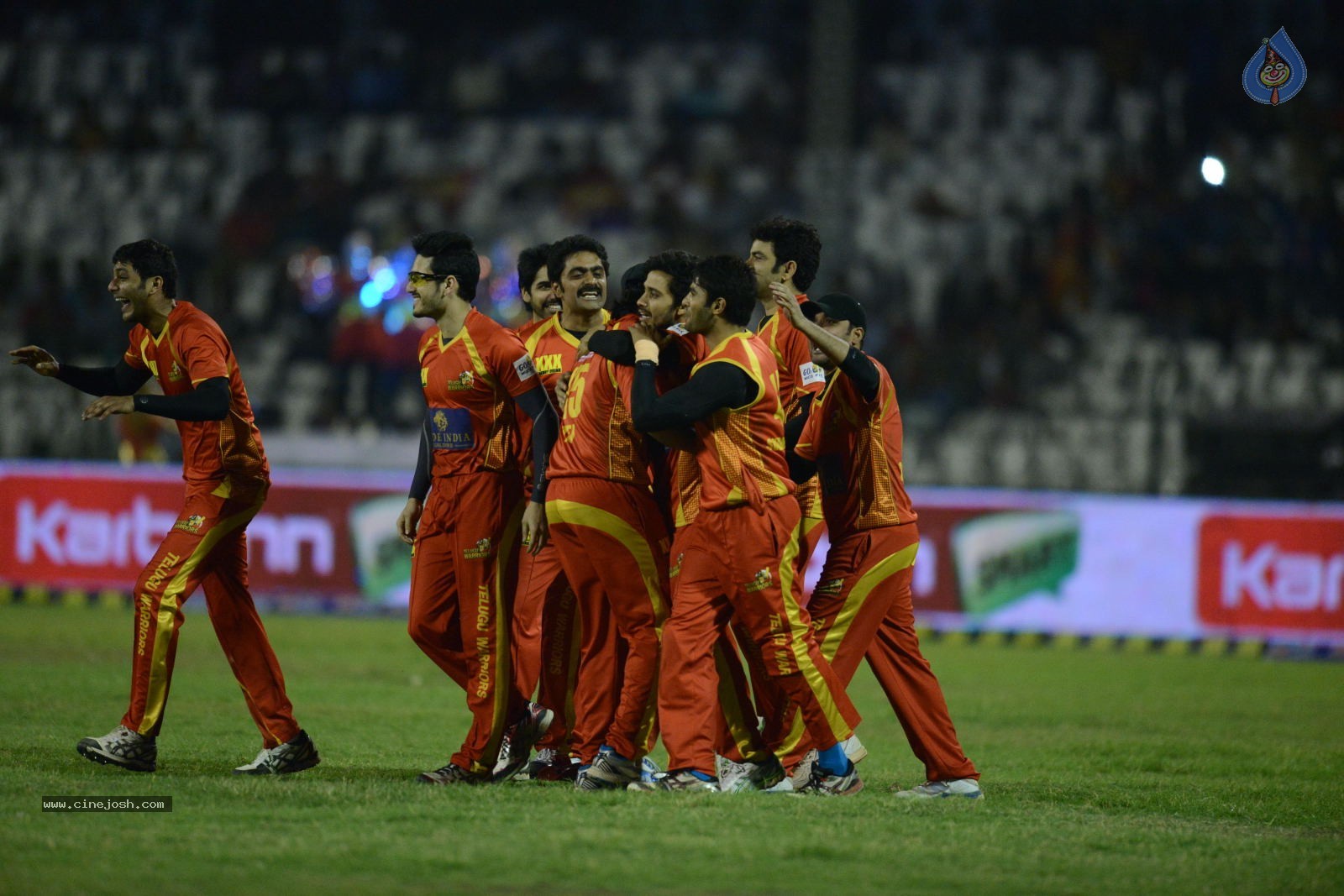 CCL5 Telugu warriors vs Bengal Tigers 01 - 86 / 214 photos