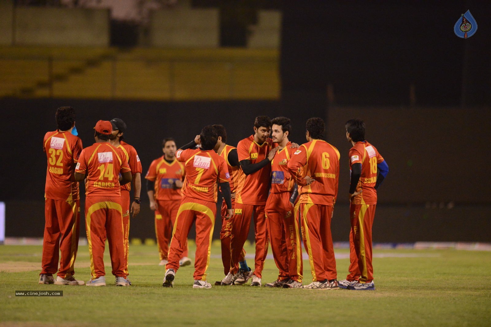 CCL5 Telugu warriors vs Bengal Tigers 01 - 88 / 214 photos