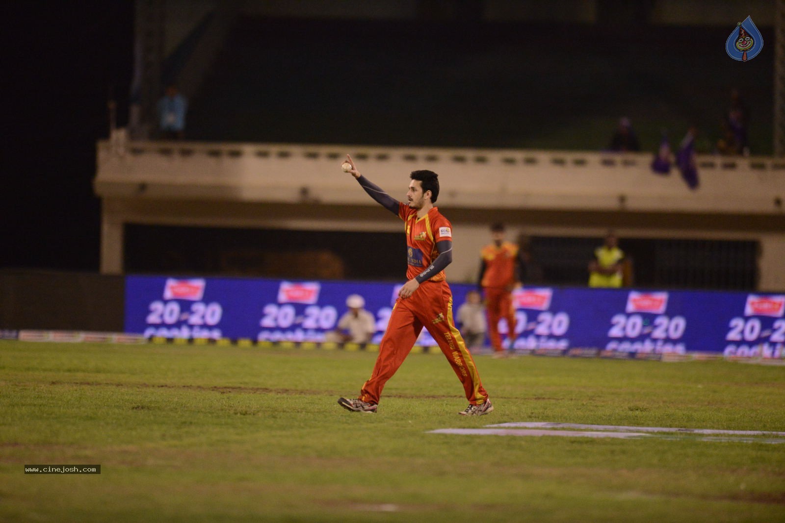 CCL5 Telugu warriors vs Bengal Tigers 01 - 131 / 214 photos