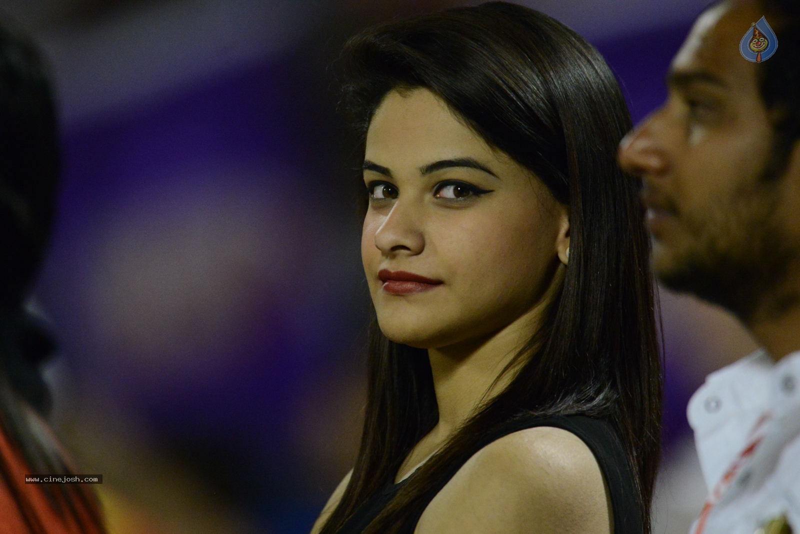 CCL5 Telugu warriors vs Bengal Tigers 01 - 133 / 214 photos