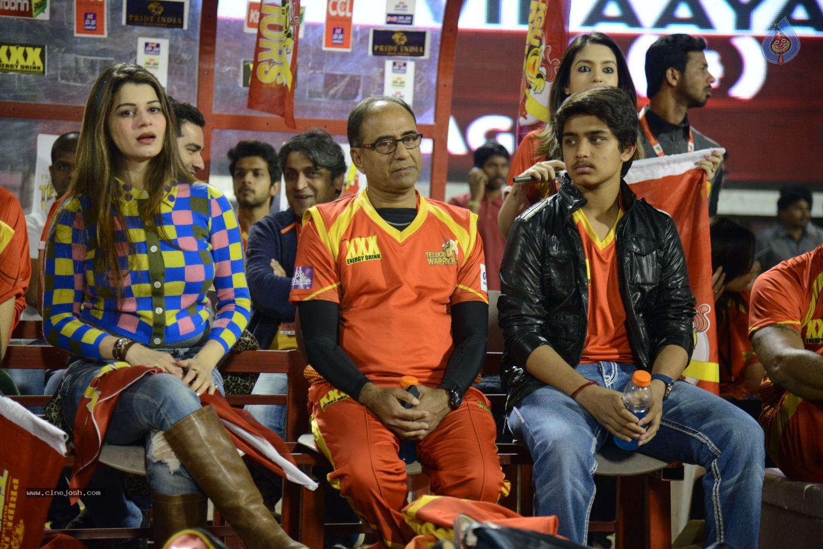 CCL5 Telugu warriors vs Bengal Tigers 01 - 138 / 214 photos