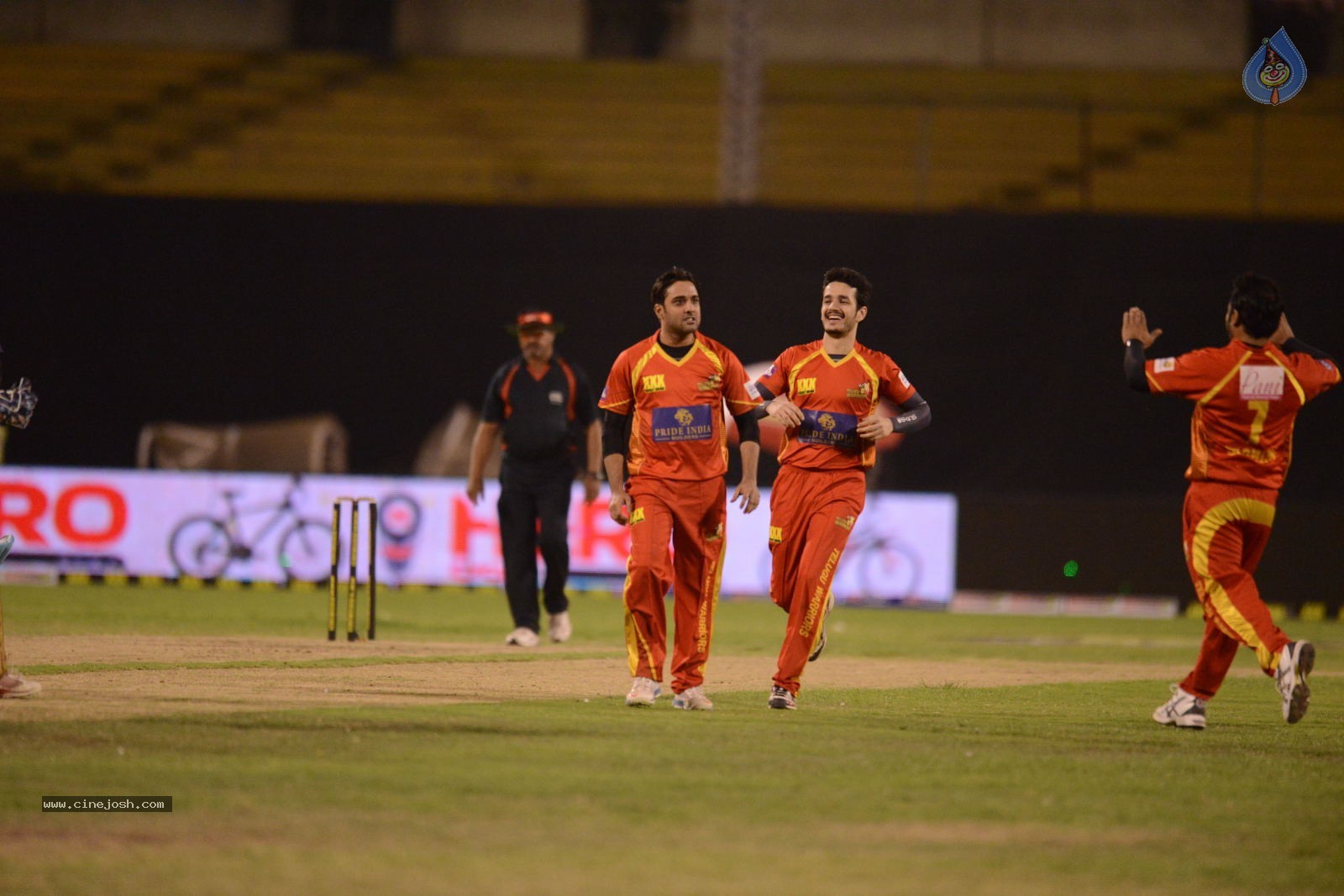 CCL5 Telugu warriors vs Bengal Tigers 01 - 159 / 214 photos