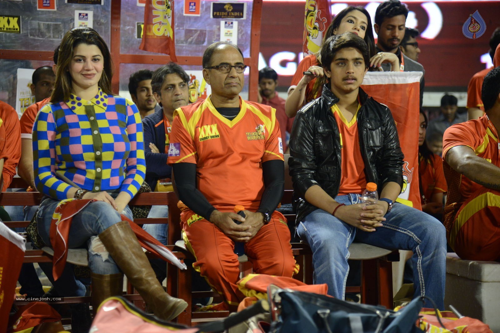 CCL5 Telugu warriors vs Bengal Tigers 01 - 192 / 214 photos
