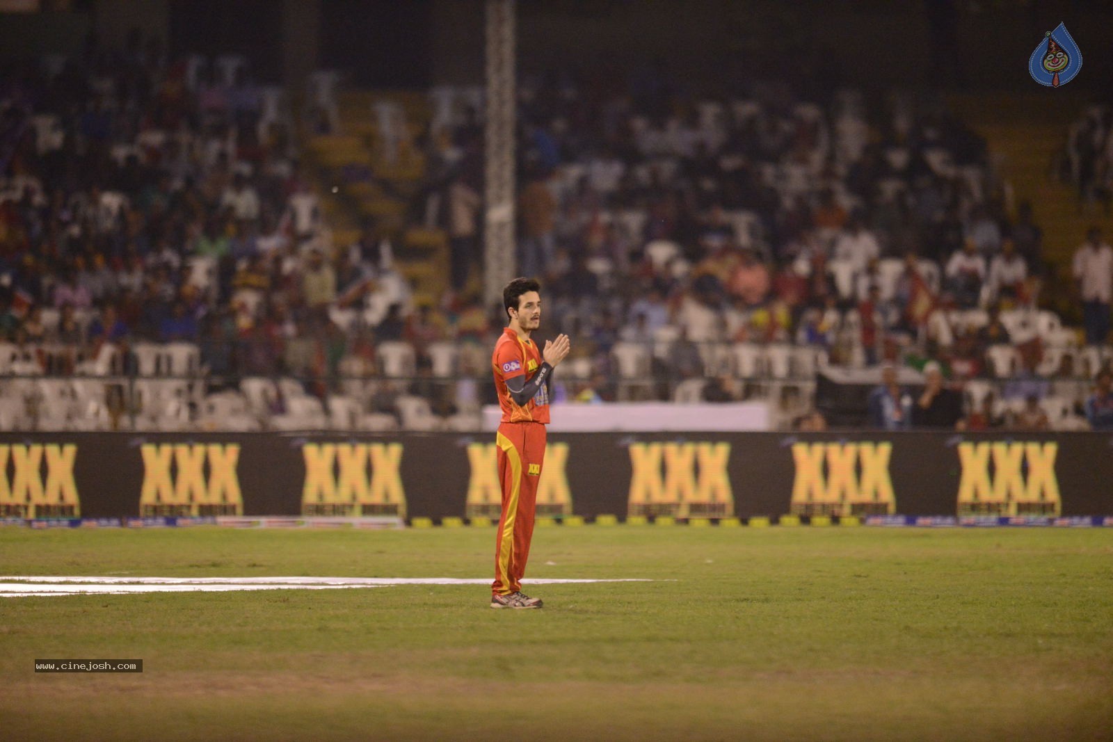CCL5 Telugu warriors vs Bengal Tigers 01 - 199 / 214 photos
