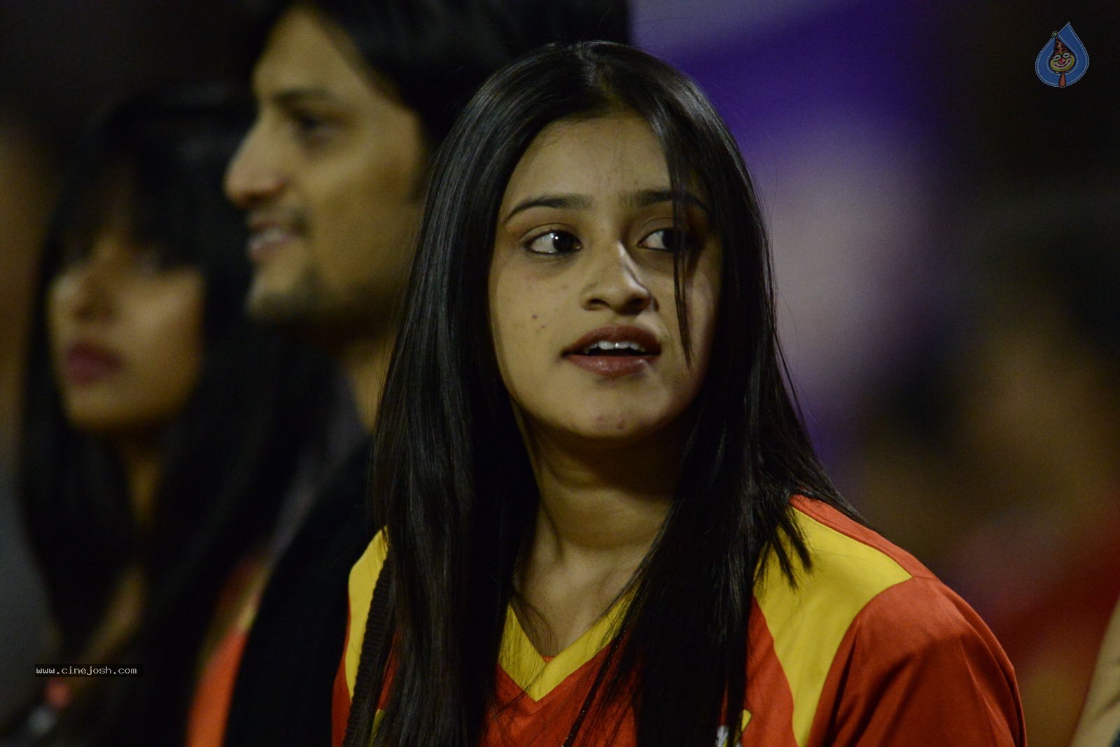 CCL5 Telugu warriors vs Bengal Tigers 01 - 200 / 214 photos