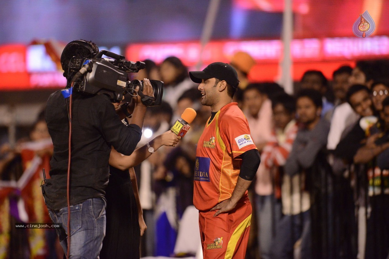 CCL5 Telugu warriors vs Bengal Tigers 02 - 23 / 62 photos