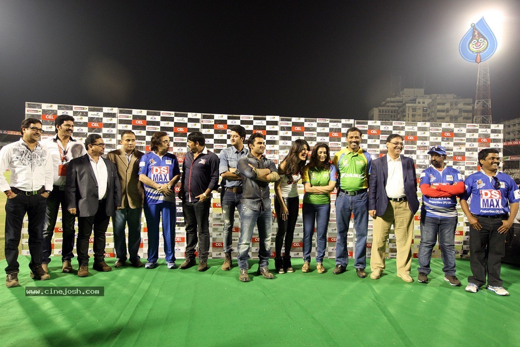 CCL 4 Final Karnataka Bulldozers Vs Kerala Strikers Match Photos - 16 / 62 photos