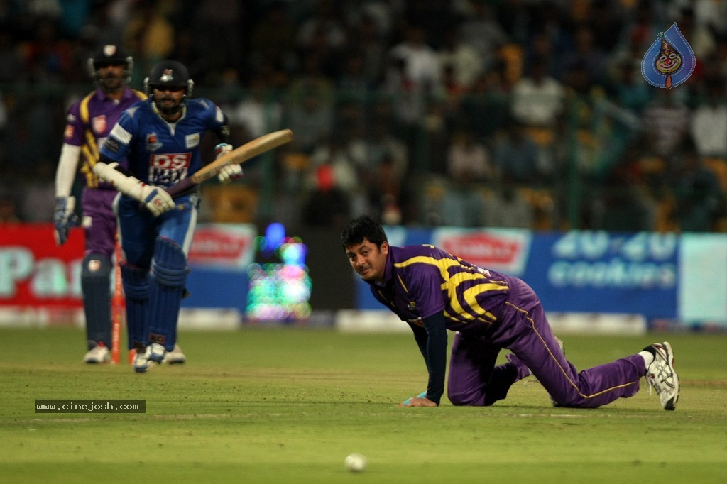 CCL 4 Karnataka Bulldozers Vs Bengal Tigers Match  - 2 / 151 photos