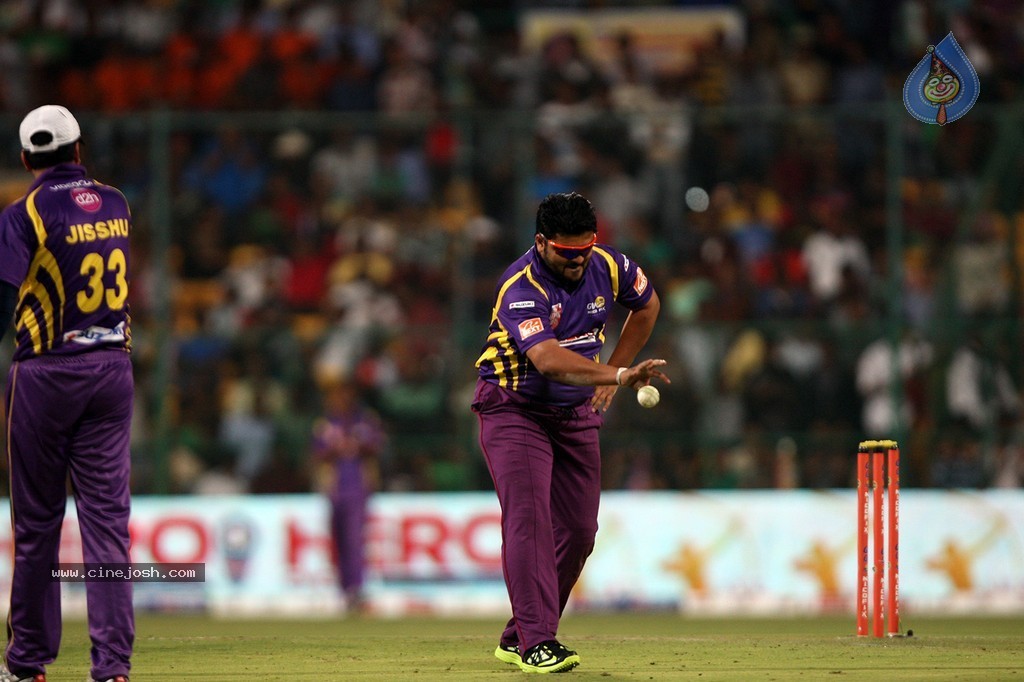 CCL 4 Karnataka Bulldozers Vs Bengal Tigers Match  - 20 / 151 photos