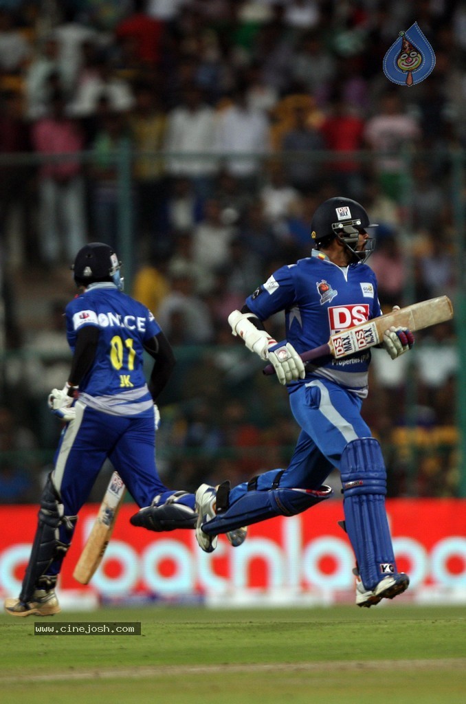 CCL 4 Karnataka Bulldozers Vs Bengal Tigers Match  - 91 / 151 photos