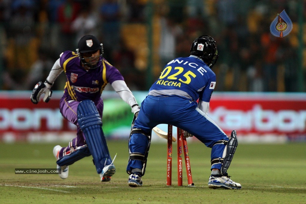 CCL 4 Karnataka Bulldozers Vs Bengal Tigers Match  - 95 / 151 photos