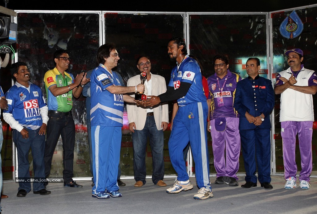 CCL 4 Karnataka Bulldozers Vs Bengal Tigers Match  - 144 / 151 photos